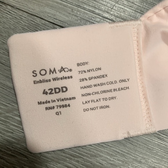 Soma ENBLISS Wireless Nude/Beige Bra size 42DD - Picture 7 of 9